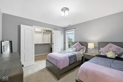 10285 Normandy Court Fishers IN 46040