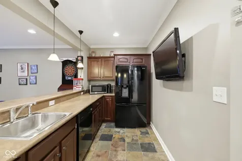 10285 Normandy Court Fishers IN 46040