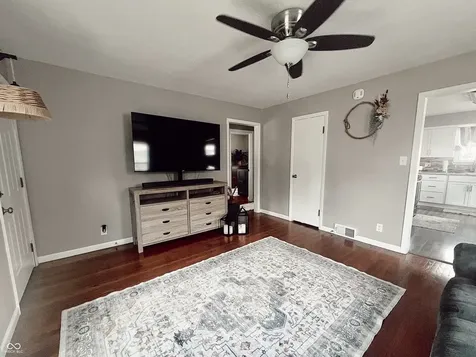 63 N 15th Avenue Beech Grove IN 46107