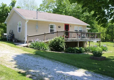 13517 N County Road 275 W Roachdale IN 46172