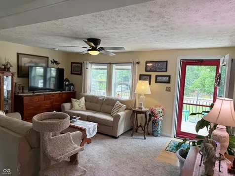 13517 N County Road 275 W Roachdale IN 46172