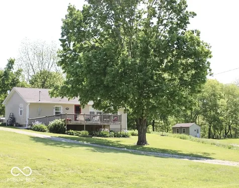 13517 N County Road 275 W Roachdale IN 46172