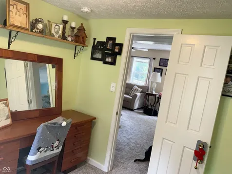 13517 N County Road 275 W Roachdale IN 46172