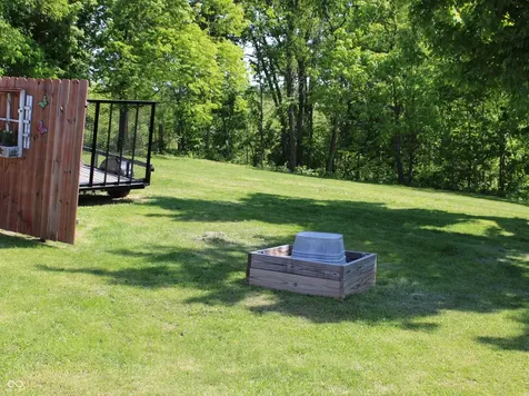 13517 N County Road 275 W Roachdale IN 46172