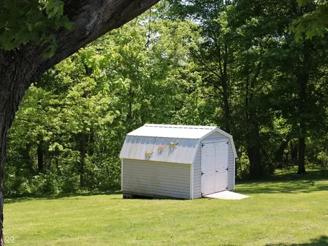 13517 N County Road 275 W Roachdale IN 46172