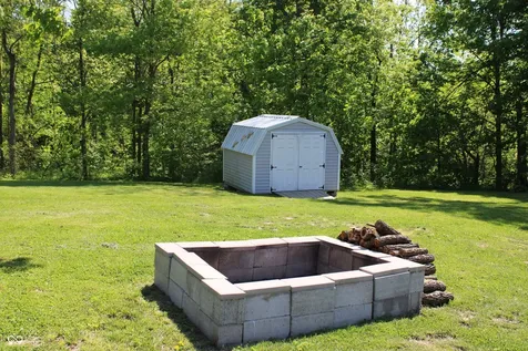 13517 N County Road 275 W Roachdale IN 46172