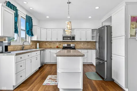 4190 W 100 N Bargersville IN 46106