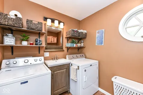 5144 Laurel Hall Drive Indianapolis IN 46226