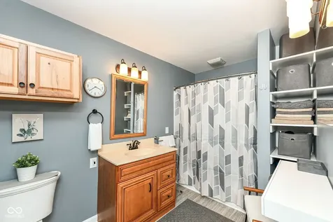 5144 Laurel Hall Drive Indianapolis IN 46226