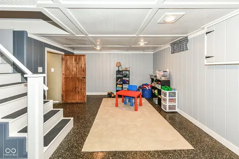 5144 Laurel Hall Drive Indianapolis IN 46226