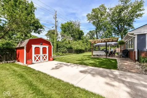 5144 Laurel Hall Drive Indianapolis IN 46226