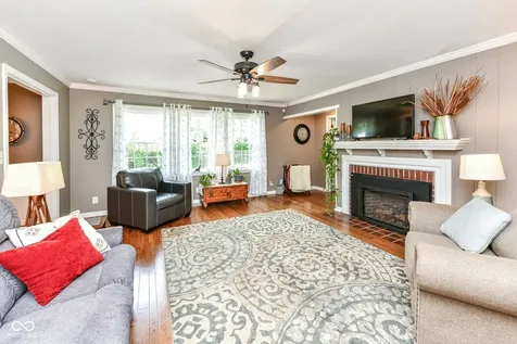 5144 Laurel Hall Drive Indianapolis IN 46226
