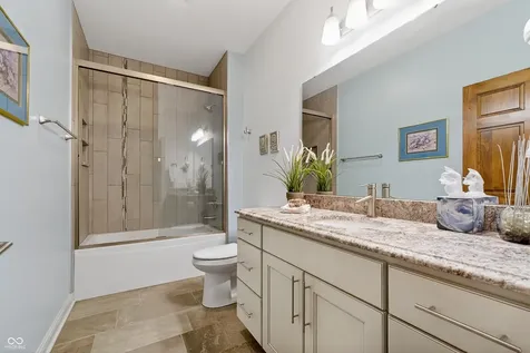 1731 Walnut Trace Greenfield IN 46140