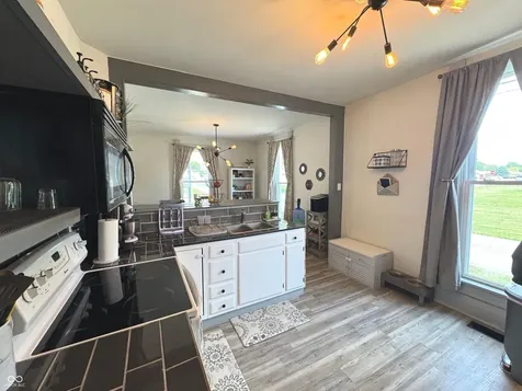 819 W 9th Street Rushville IN 46173