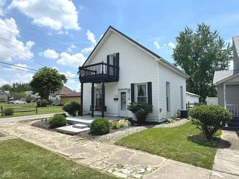819 W 9th Street Rushville IN 46173
