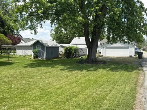 819 W 9th Street Rushville IN 46173