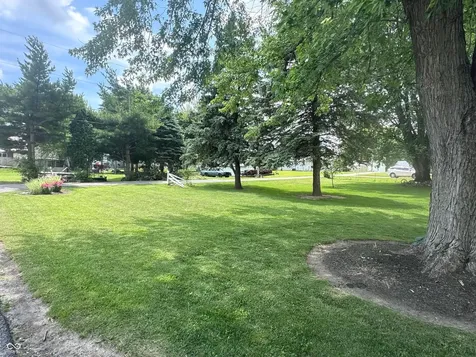 819 W 9th Street Rushville IN 46173