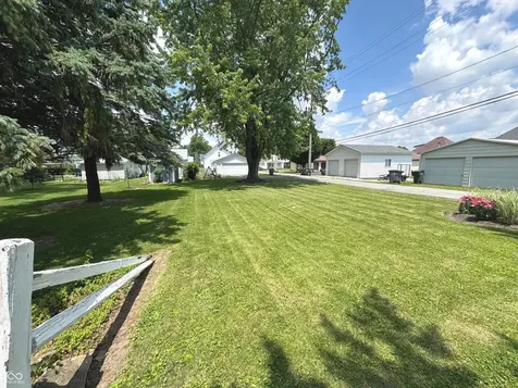 819 W 9th Street Rushville IN 46173