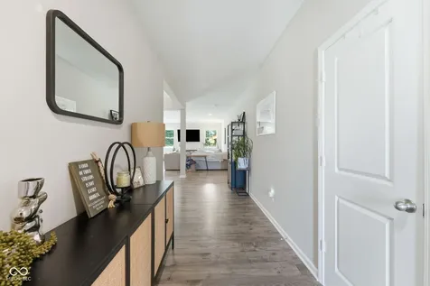 6599 Dunkirk Drive Mccordsville IN 46055