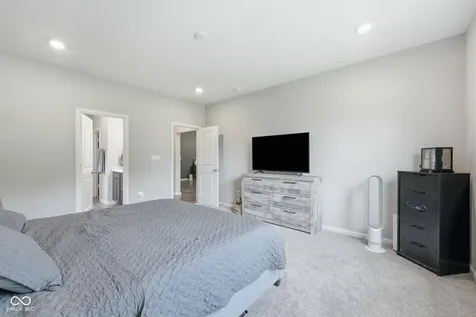 6599 Dunkirk Drive Mccordsville IN 46055