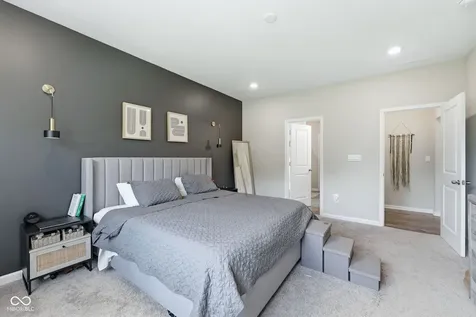 6599 Dunkirk Drive Mccordsville IN 46055