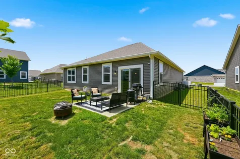 6599 Dunkirk Drive Mccordsville IN 46055