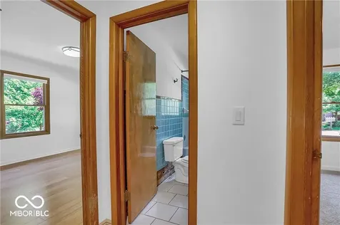760 W Pine Street Zionsville IN 46077