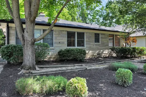 760 W Pine Street Zionsville IN 46077
