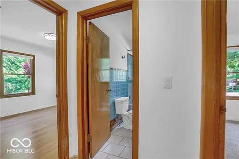 760 W Pine Street Zionsville IN 46077