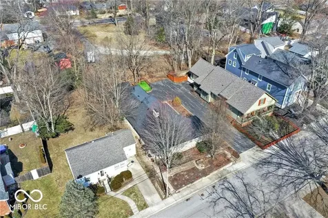 760 W Pine Street Zionsville IN 46077