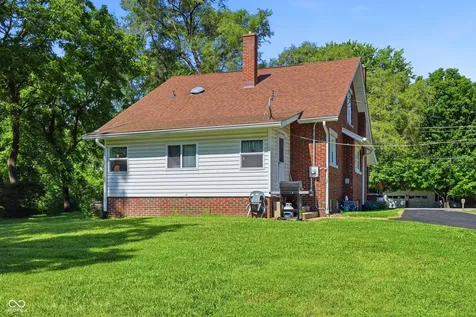 1189 S Morgantown Road Greenwood IN 46143
