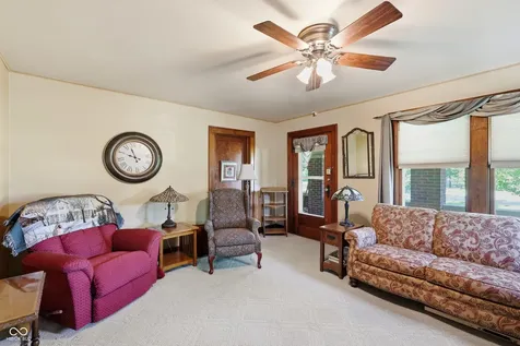 1189 S Morgantown Road Greenwood IN 46143