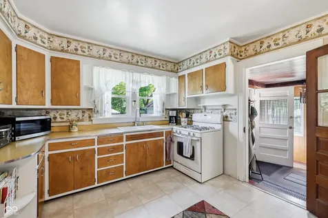 1189 S Morgantown Road Greenwood IN 46143