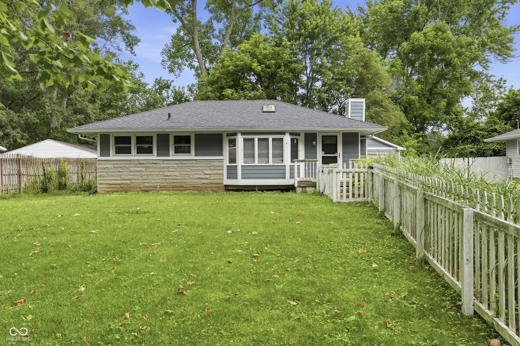 2530 Parr Drive Indianapolis IN 46220