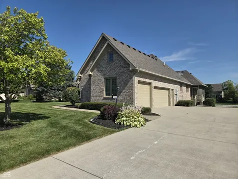 2434 Winfield Carmel IN 46032