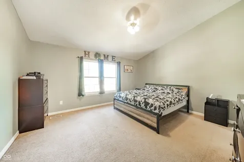 3859 Chancellor Drive Greenwood IN 46143