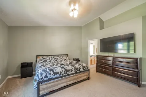 3859 Chancellor Drive Greenwood IN 46143