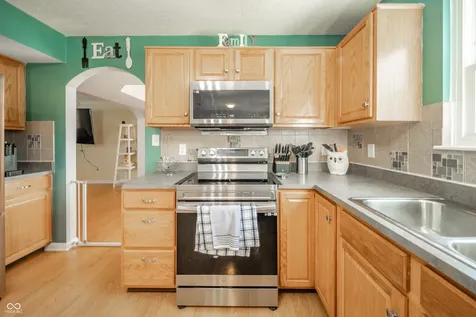 3859 Chancellor Drive Greenwood IN 46143