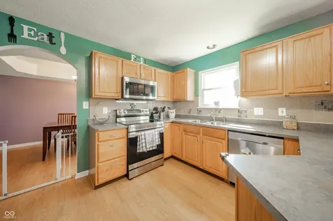 3859 Chancellor Drive Greenwood IN 46143