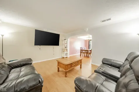 3859 Chancellor Drive Greenwood IN 46143