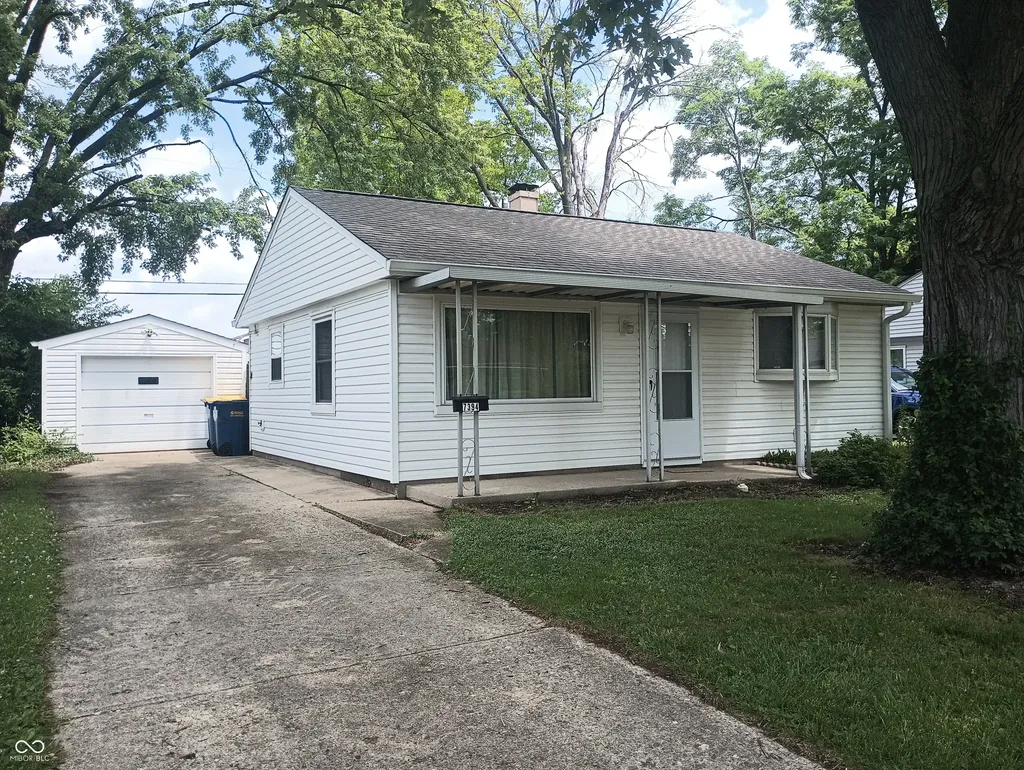 7394 E 54th Street Indianapolis IN 46226