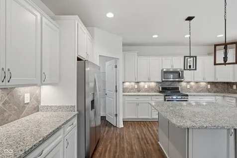 6304 Burgin Drive Whitestown IN 46075