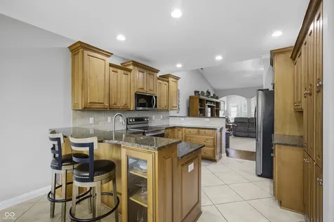 5176 Marco Drive Columbus IN 47203