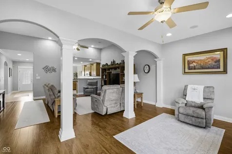 5176 Marco Drive Columbus IN 47203