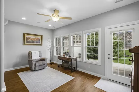 5176 Marco Drive Columbus IN 47203