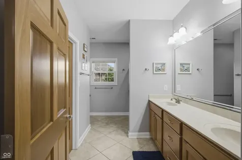 5176 Marco Drive Columbus IN 47203