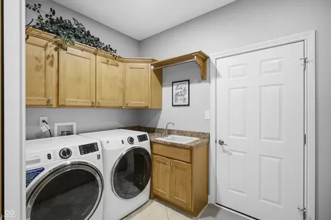 5176 Marco Drive Columbus IN 47203