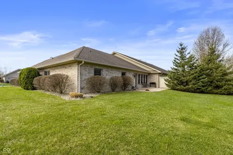 5176 Marco Drive Columbus IN 47203