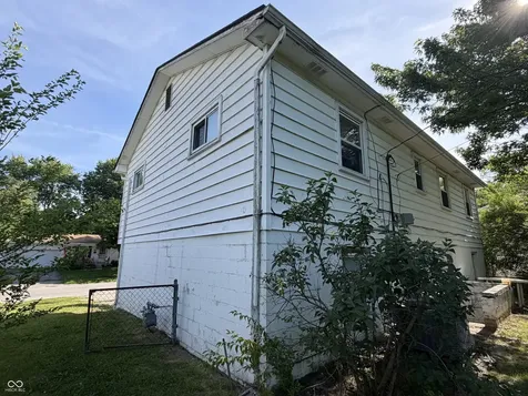 8415 E 34th Street Indianapolis IN 46226
