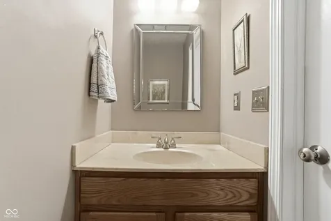 10827 Lexington Carmel IN 46280
